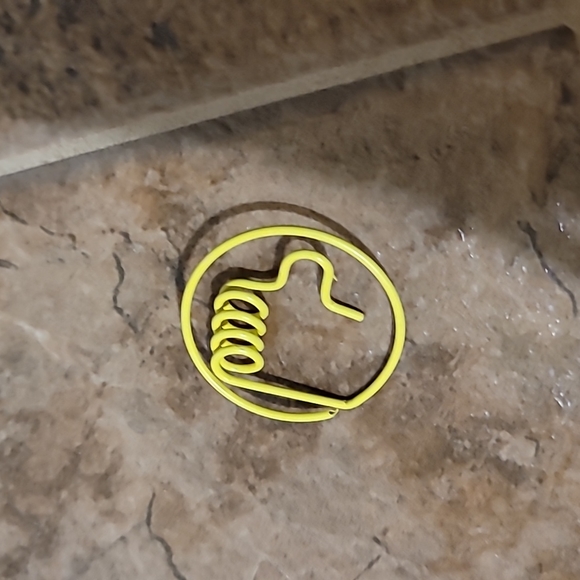 Paper Clips - Picture 3 of 4